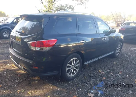 2015 Nissan Pathfinder S z USA, uszkodzony, nr VIN 5N1AR2MM9FC663315